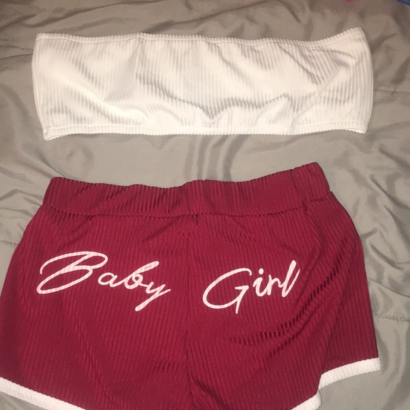 Set - Picture 2 of 2